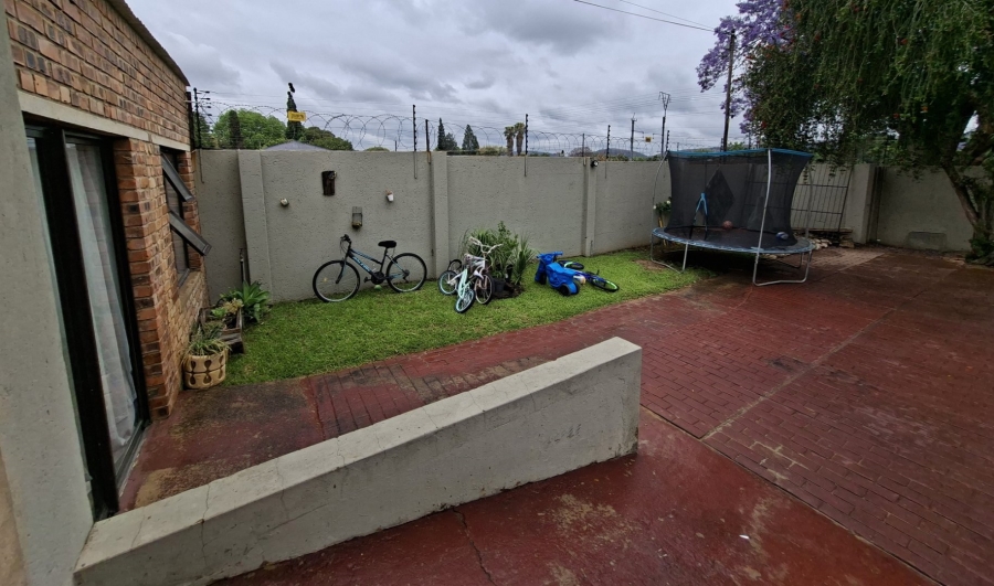 3 Bedroom Property for Sale in Villieria Gauteng
