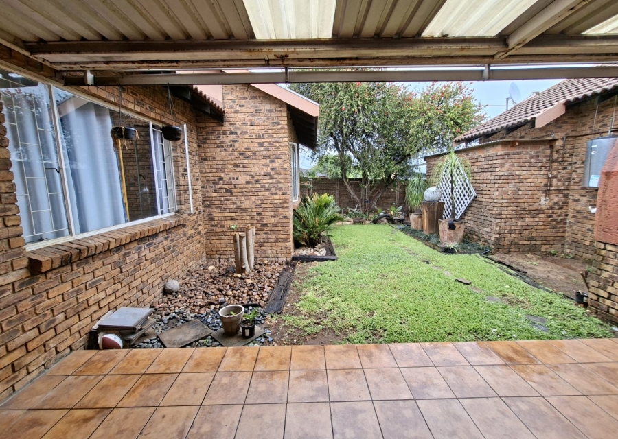 3 Bedroom Property for Sale in Villieria Gauteng