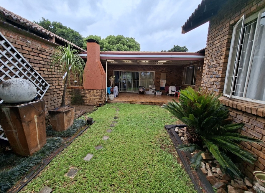3 Bedroom Property for Sale in Villieria Gauteng