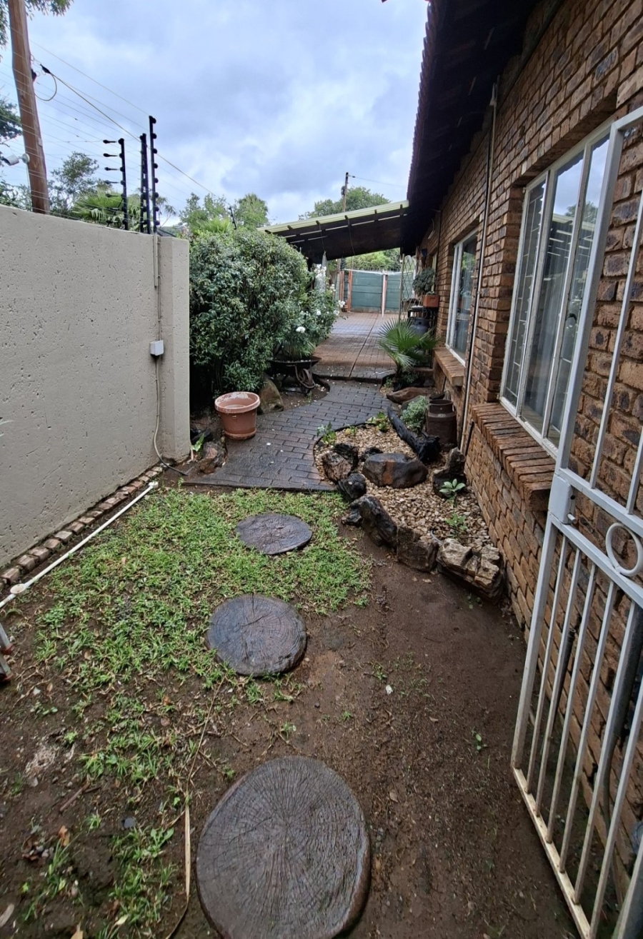 3 Bedroom Property for Sale in Villieria Gauteng