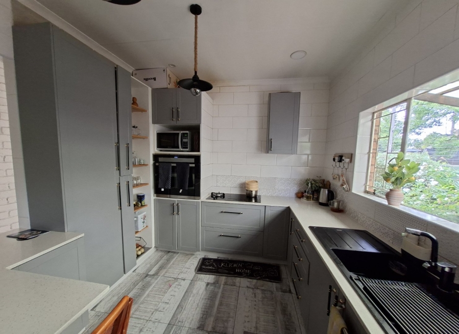 3 Bedroom Property for Sale in Villieria Gauteng