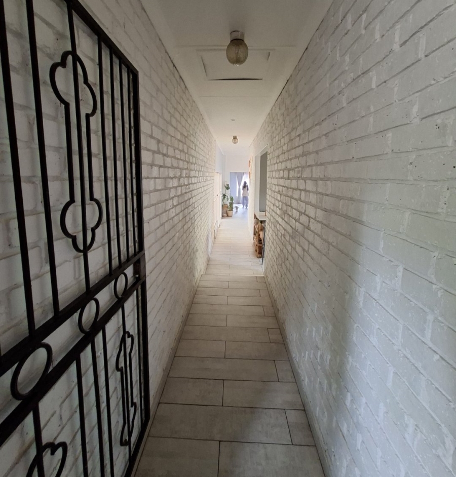 3 Bedroom Property for Sale in Villieria Gauteng