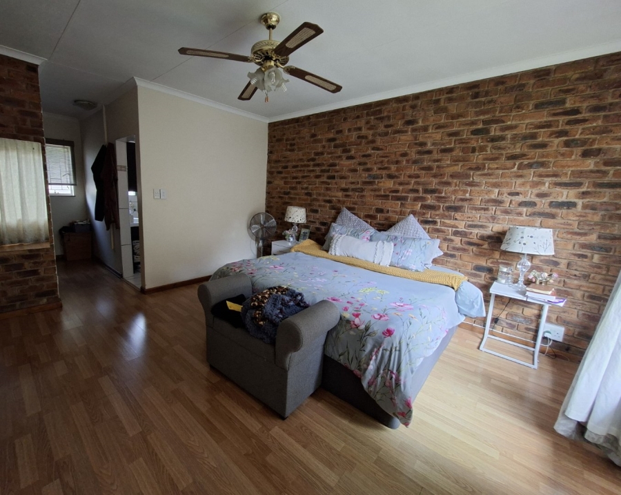 3 Bedroom Property for Sale in Villieria Gauteng
