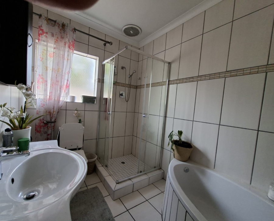 3 Bedroom Property for Sale in Villieria Gauteng