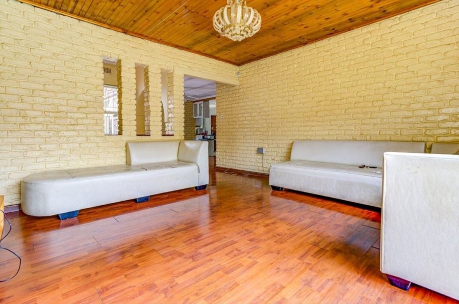 3 Bedroom Property for Sale in Sunward Park Gauteng