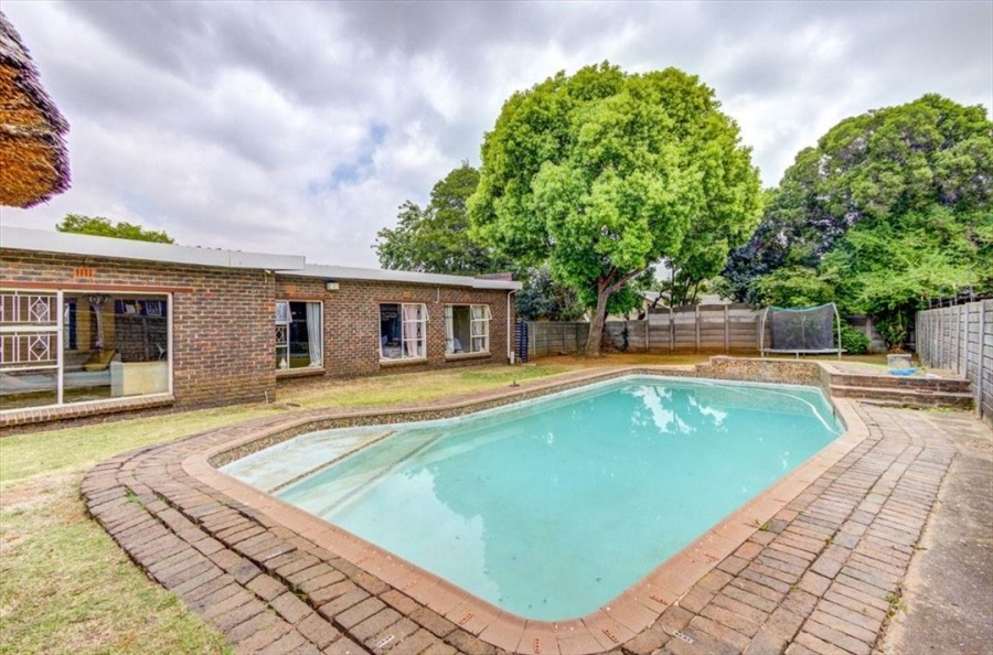 3 Bedroom Property for Sale in Sunward Park Gauteng