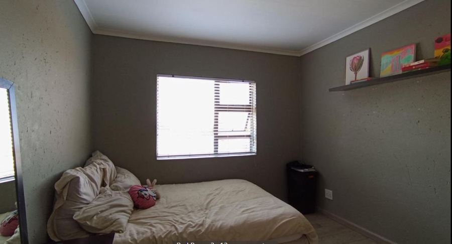3 Bedroom Property for Sale in Noordwyk Gauteng