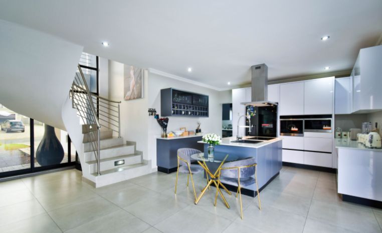 6 Bedroom Property for Sale in Savannah Country Estate Gauteng