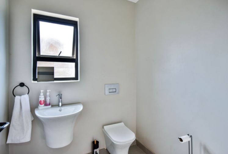 6 Bedroom Property for Sale in Savannah Country Estate Gauteng