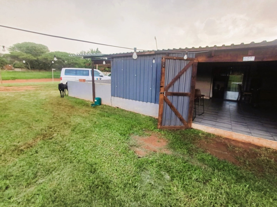 Commercial Property for Sale in Zandfontein AH Gauteng