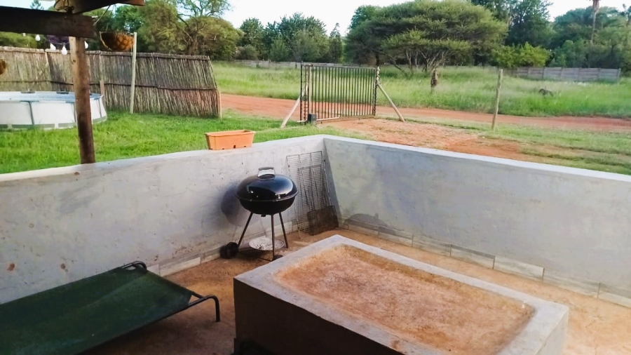 Commercial Property for Sale in Zandfontein AH Gauteng