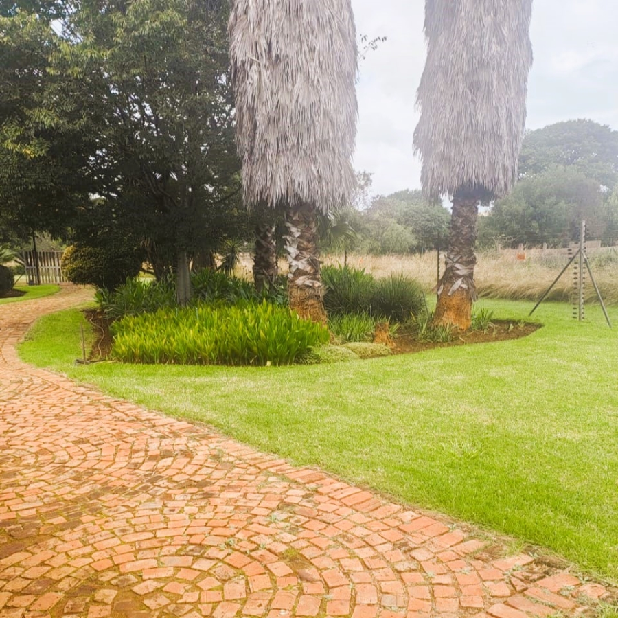 Commercial Property for Sale in Zandfontein AH Gauteng