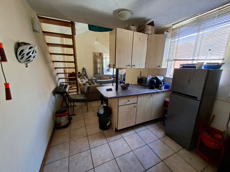 1 Bedroom Property for Sale in Hatfield Gauteng