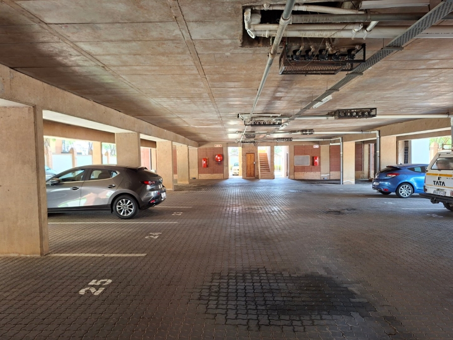 1 Bedroom Property for Sale in Hatfield Gauteng