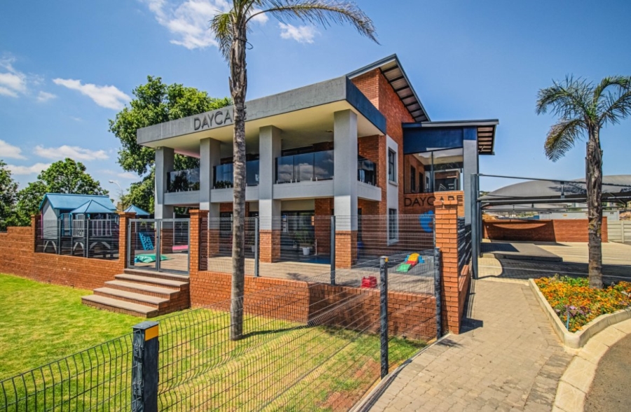1 Bedroom Property for Sale in Kensington Gauteng