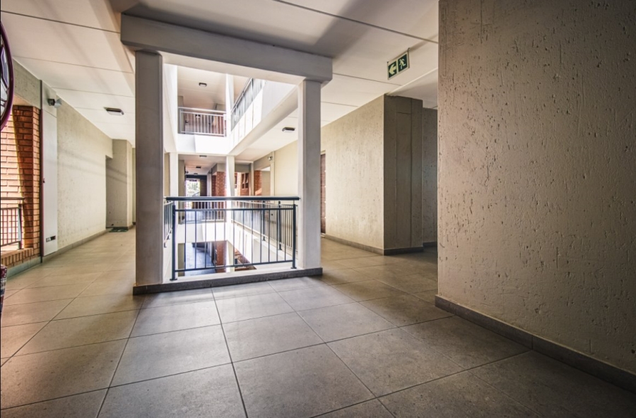 1 Bedroom Property for Sale in Kensington Gauteng