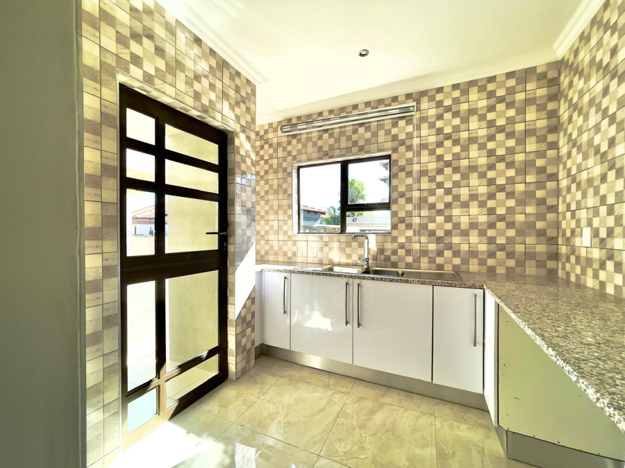 To Let 4 Bedroom Property for Rent in Sagewood Gauteng