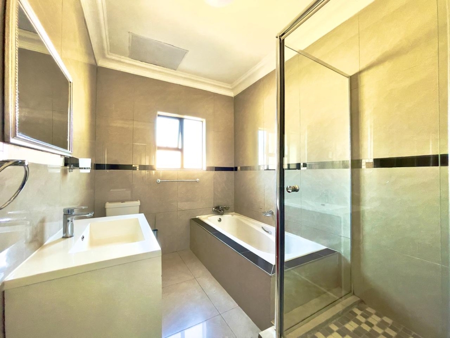 To Let 4 Bedroom Property for Rent in Sagewood Gauteng