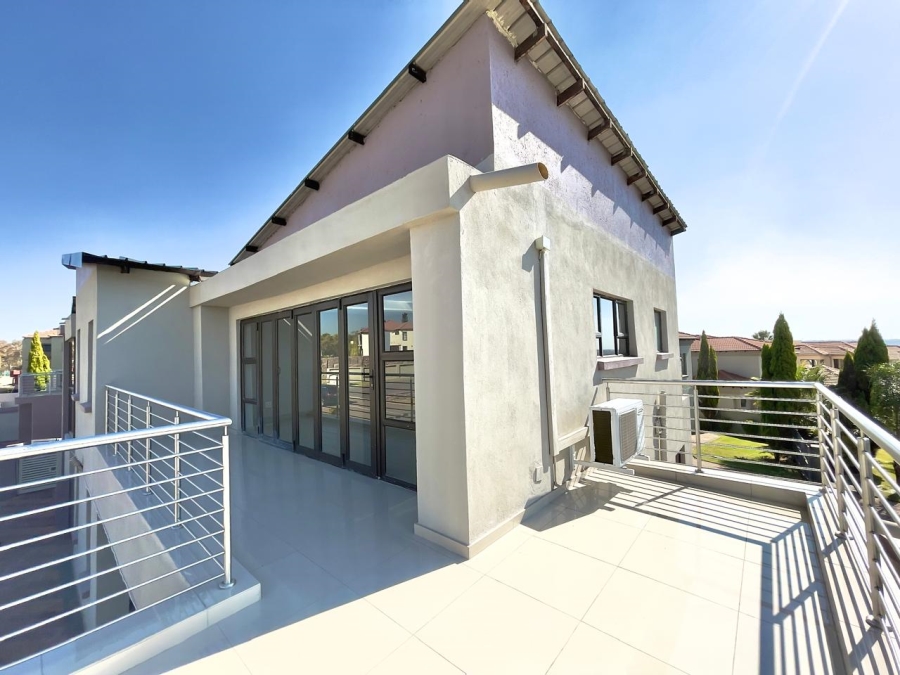 To Let 4 Bedroom Property for Rent in Sagewood Gauteng