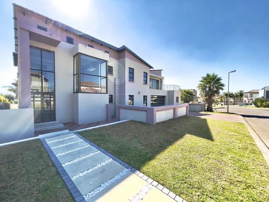 To Let 4 Bedroom Property for Rent in Sagewood Gauteng