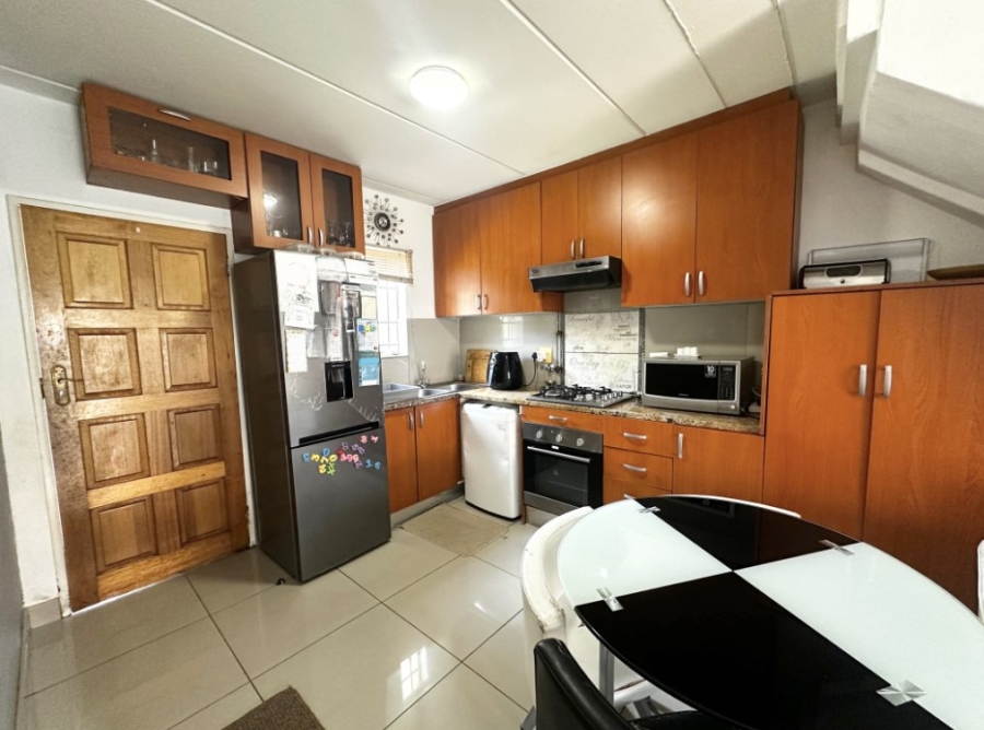 3 Bedroom Property for Sale in Illiondale Gauteng