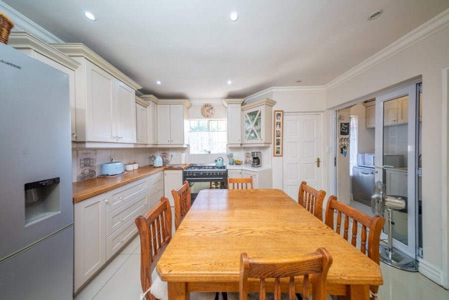 1 Bedroom Property for Sale in Thornhill Estate Gauteng