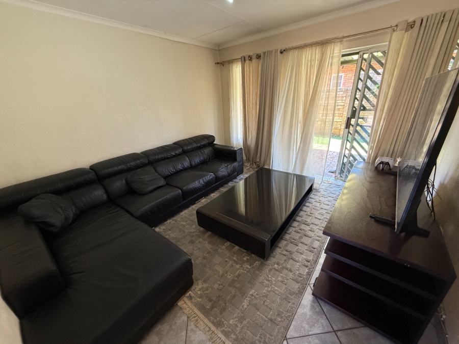 2 Bedroom Property for Sale in Highveld Gauteng