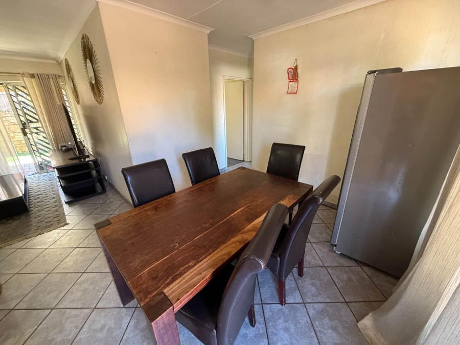 2 Bedroom Property for Sale in Highveld Gauteng