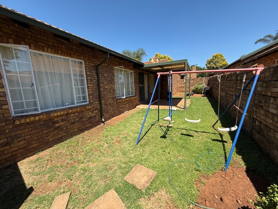 2 Bedroom Property for Sale in Highveld Gauteng
