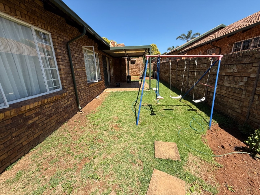 2 Bedroom Property for Sale in Highveld Gauteng