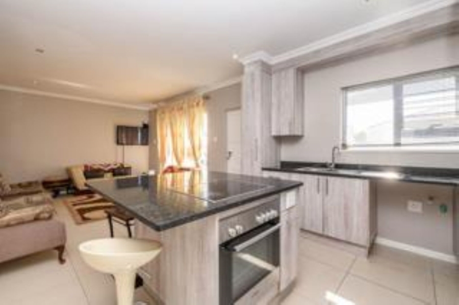 3 Bedroom Property for Sale in Crystal Park Gauteng