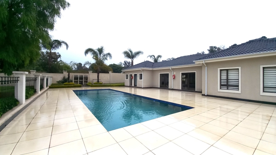 2 Bedroom Property for Sale in Carlswald Gauteng