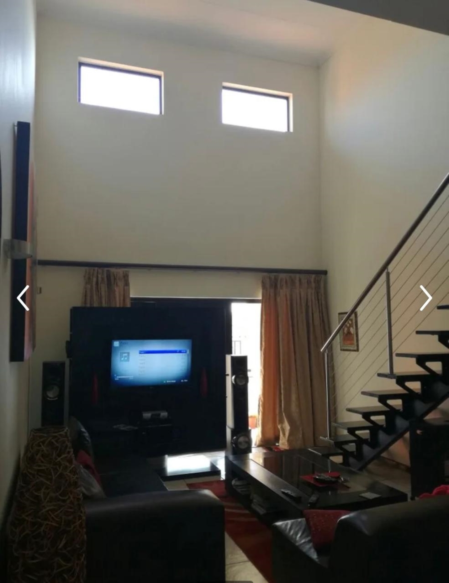 To Let  Bedroom Property for Rent in Sunninghill Gauteng