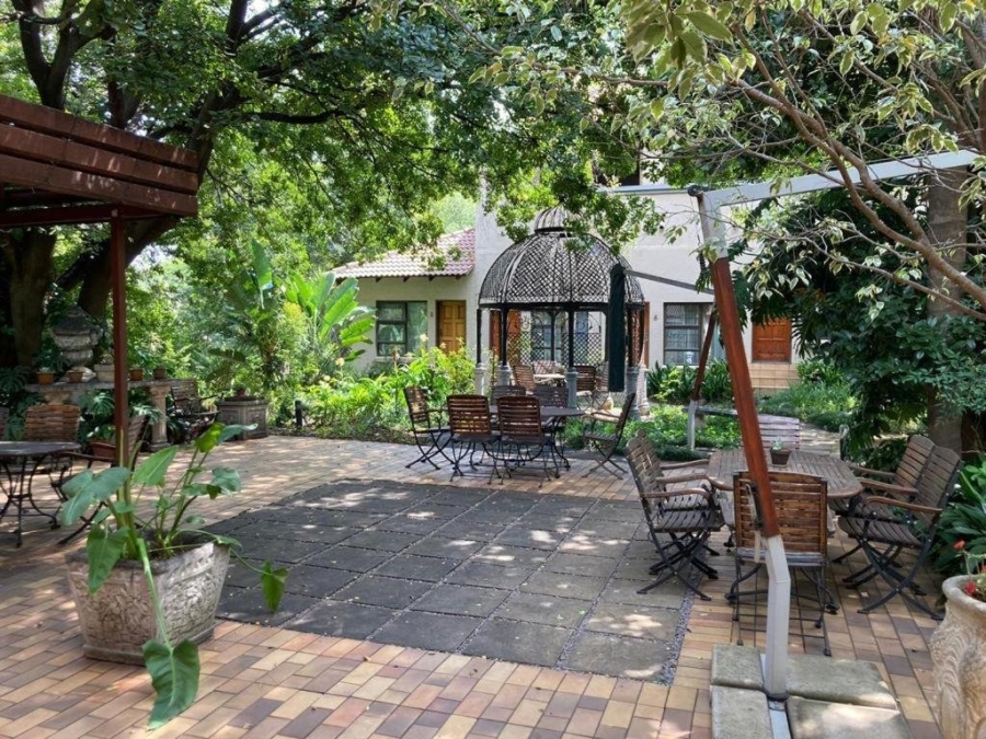  Bedroom Property for Sale in Erasmusrand Gauteng