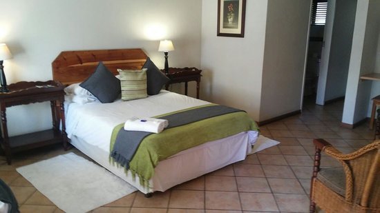 Bedroom Property for Sale in Erasmusrand Gauteng