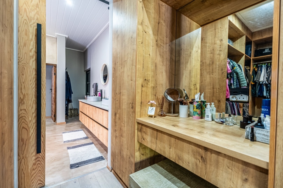 4 Bedroom Property for Sale in Sable Hills Gauteng