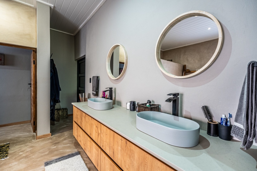 4 Bedroom Property for Sale in Sable Hills Gauteng