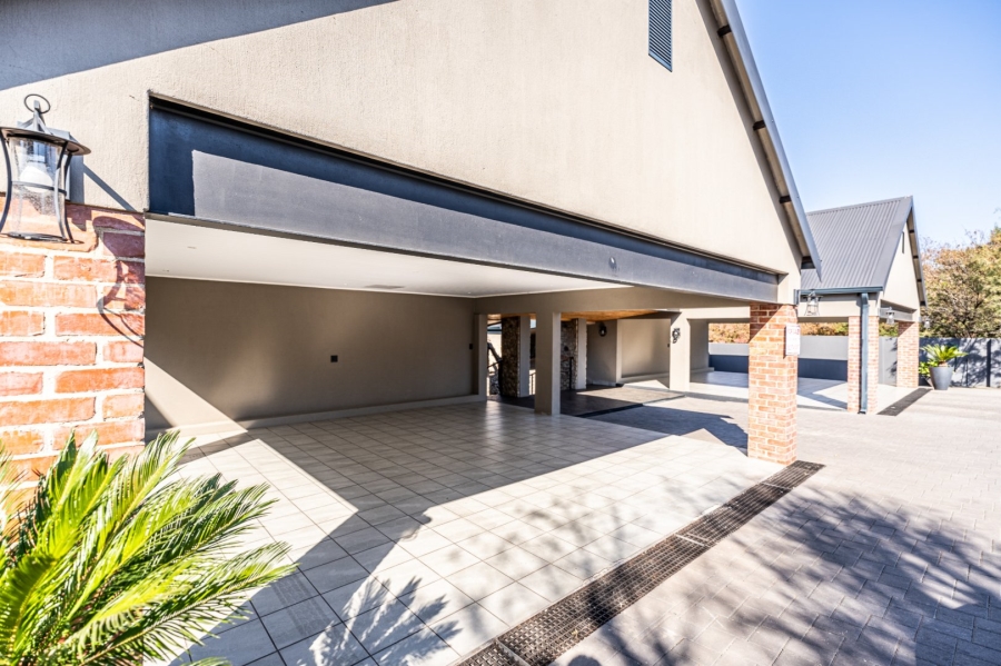 4 Bedroom Property for Sale in Sable Hills Gauteng