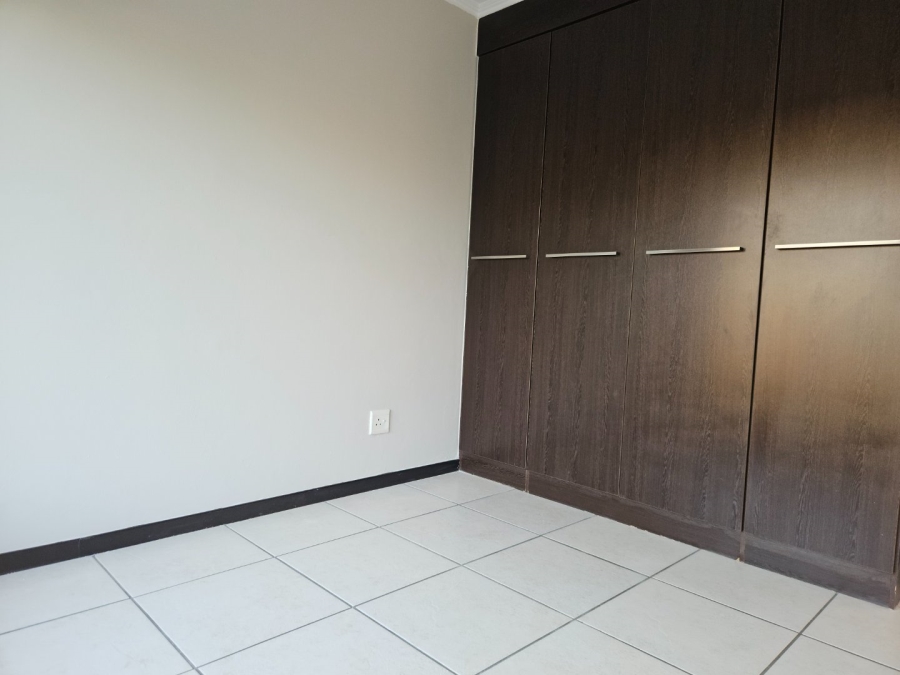 2 Bedroom Property for Sale in Douglasdale Gauteng
