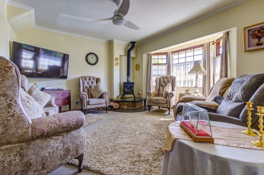 3 Bedroom Property for Sale in Blue Gill Estate Gauteng