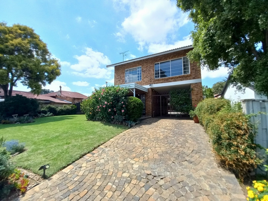 2 Bedroom Property for Sale in Marais Steyn Park Gauteng