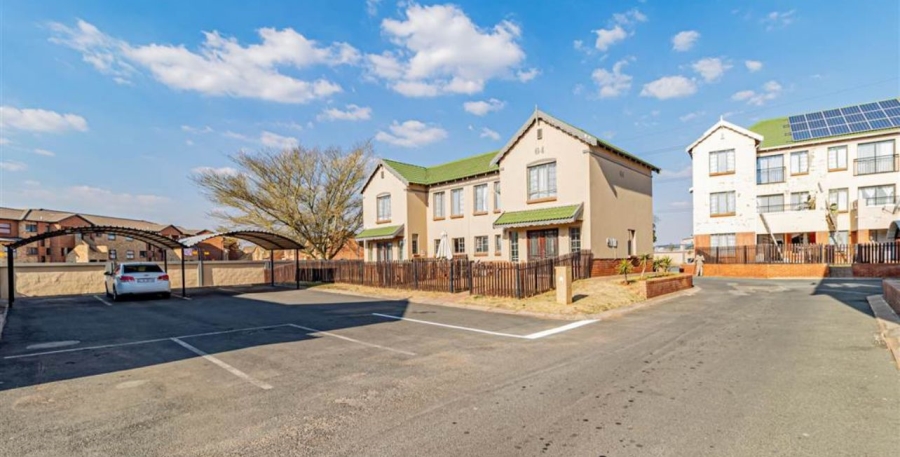 2 Bedroom Property for Sale in Terenure Gauteng