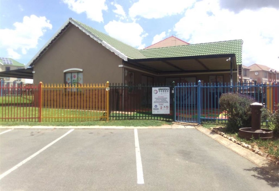 2 Bedroom Property for Sale in Terenure Gauteng
