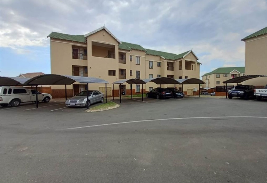 2 Bedroom Property for Sale in Terenure Gauteng