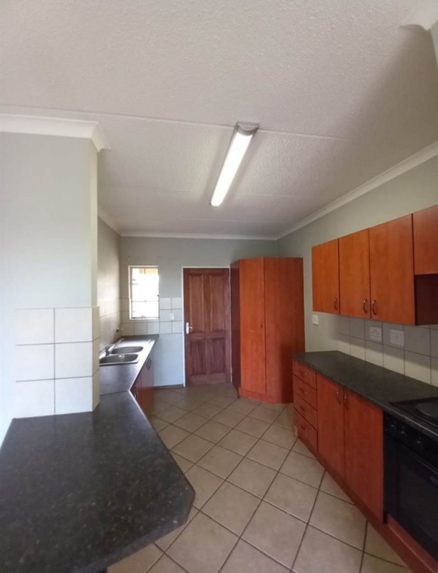 2 Bedroom Property for Sale in Terenure Gauteng