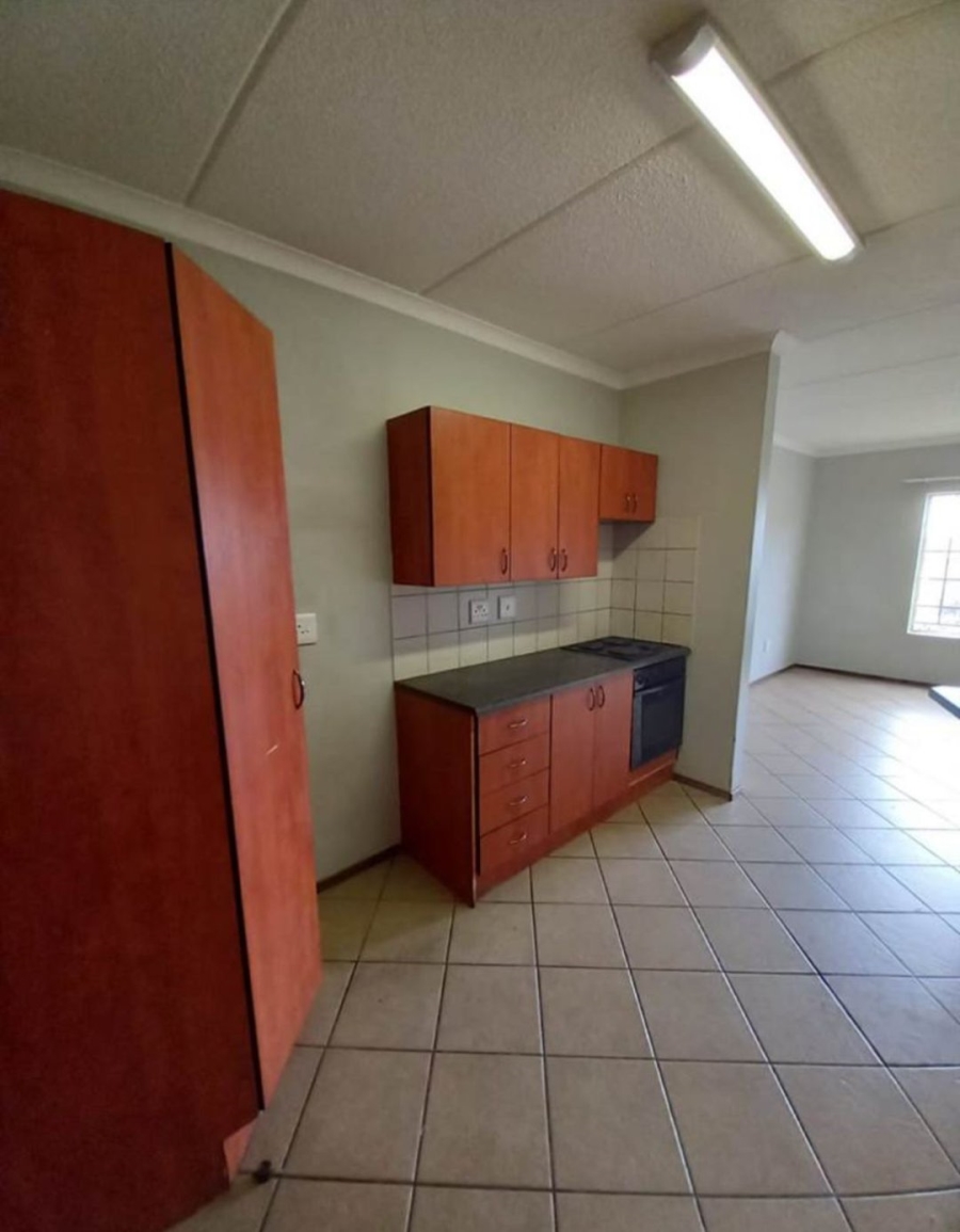 2 Bedroom Property for Sale in Terenure Gauteng