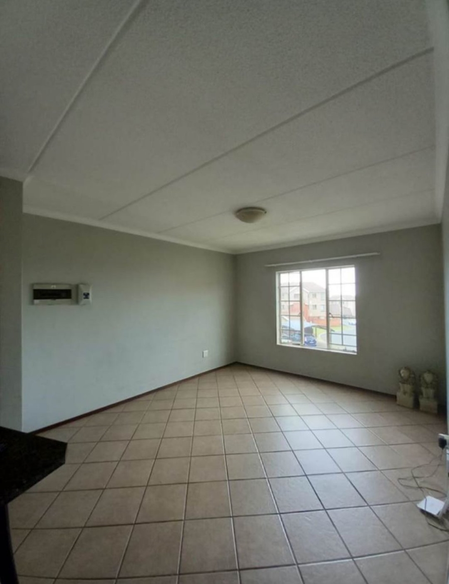 2 Bedroom Property for Sale in Terenure Gauteng