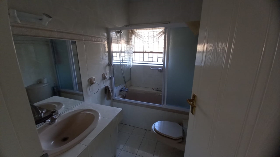 3 Bedroom Property for Sale in Bruma Gauteng