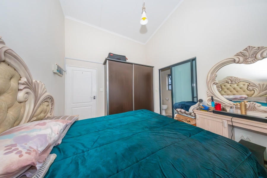 To Let 2 Bedroom Property for Rent in Greenstone Hill Gauteng