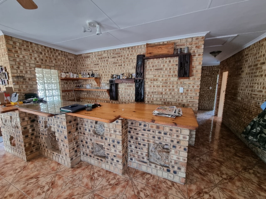 3 Bedroom Property for Sale in Vaaloewer Gauteng